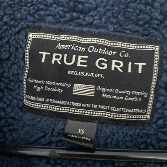 True Grit Sherpa pull over - Picture 2 of 5